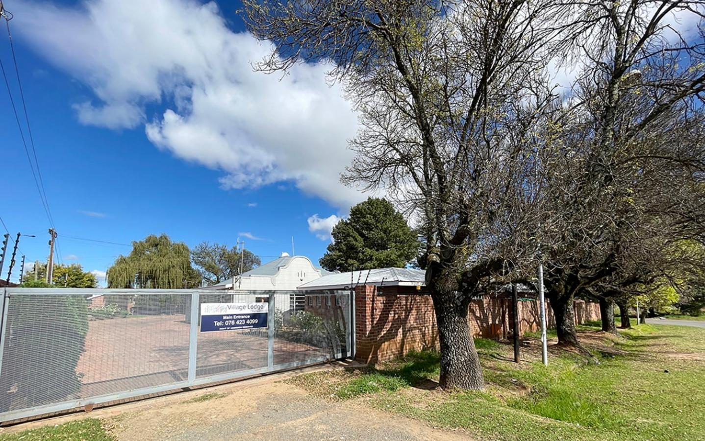 Village Lodge Harrismith Zewnętrze zdjęcie